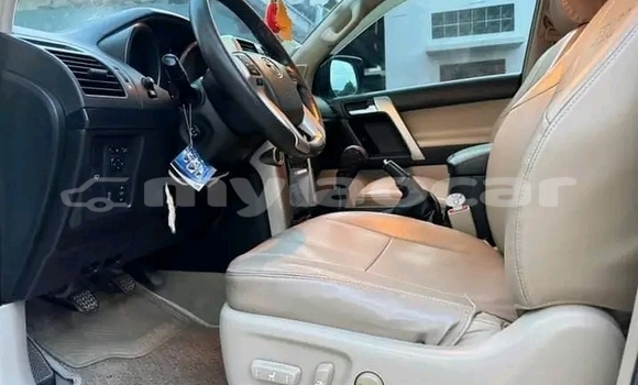 ຊື້ ໃຊ້ແລ້ວ Toyota Prado White ລົດ ໃນ Vientiane ໃນ Vientiane Province ຊື້ ໃຊ້ແລ້ວ Toyota Prado White ລົດ ໃນ Vientiane ໃນ Vientiane Province