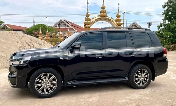 ຊື້ ໃຊ້ແລ້ວ Toyota Land Cruiser Black ລົດ ໃນ Vientiane ໃນ Vientiane Province ຊື້ ໃຊ້ແລ້ວ Toyota Land Cruiser Black ລົດ ໃນ Vientiane ໃນ Vientiane Province