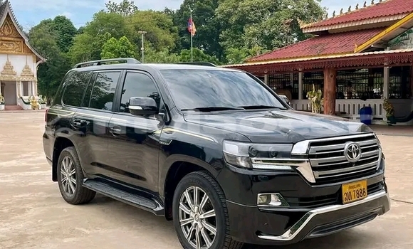 ຊື້ ໃຊ້ແລ້ວ Toyota Land Cruiser Black ລົດ ໃນ Vientiane ໃນ Vientiane Province ຊື້ ໃຊ້ແລ້ວ Toyota Land Cruiser Black ລົດ ໃນ Vientiane ໃນ Vientiane Province
