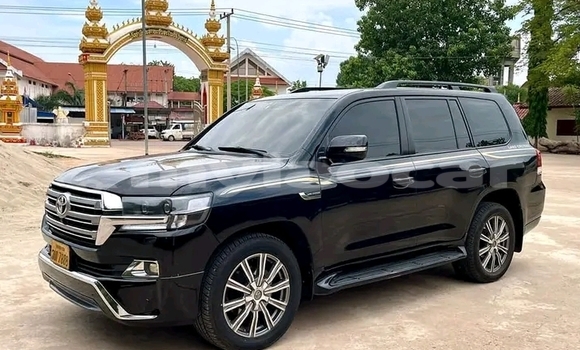 ຊື້ ໃຊ້ແລ້ວ Toyota Land Cruiser Black ລົດ ໃນ Vientiane ໃນ Vientiane Province ຊື້ ໃຊ້ແລ້ວ Toyota Land Cruiser Black ລົດ ໃນ Vientiane ໃນ Vientiane Province