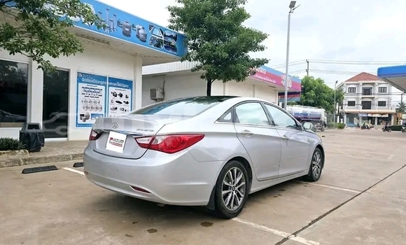 Buy Used Kia Lotze Other Car in Huayxay in Bokeo Province Buy Used Kia Lotze Other Car in Huayxay in Bokeo Province