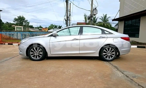 Buy Used Kia Lotze Other Car in Huayxay in Bokeo Province Buy Used Kia Lotze Other Car in Huayxay in Bokeo Province