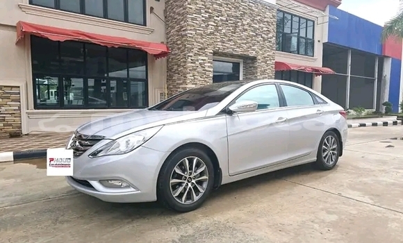 Buy Used Kia Lotze Other Car in Huayxay in Bokeo Province Buy Used Kia Lotze Other Car in Huayxay in Bokeo Province