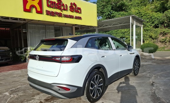 Buy New Volkswagen Type 4 White Car in Luang Prabang in Louangphabang Province Buy New Volkswagen Type 4 White Car in Luang Prabang in Louangphabang Province