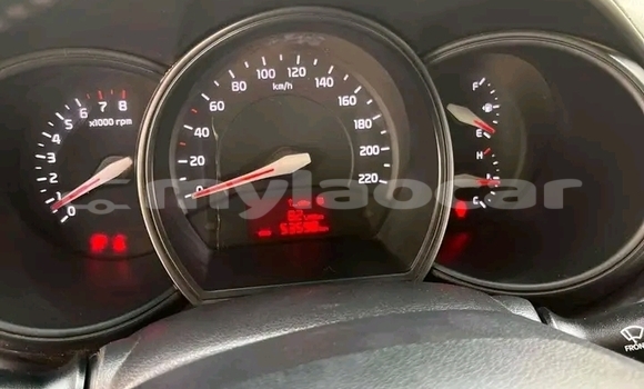 ຊື້ ໃຊ້ແລ້ວ Kia Lotze Black ລົດ ໃນ Luang Prabang ໃນ Louangphabang Province ຊື້ ໃຊ້ແລ້ວ Kia Lotze Black ລົດ ໃນ Luang Prabang ໃນ Louangphabang Province