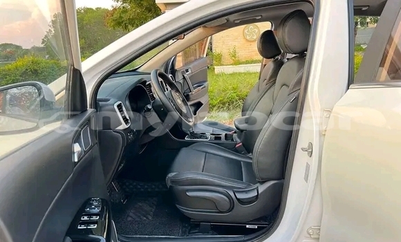 ຊື້ ໃຊ້ແລ້ວ Kia K9 White ລົດ ໃນ Import - Dubai ໃນ Attapeu Province ຊື້ ໃຊ້ແລ້ວ Kia K9 White ລົດ ໃນ Import - Dubai ໃນ Attapeu Province