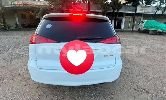 ຊື້ ໃຊ້ແລ້ວ Toyota Caldina White ລົດ ໃນ Pakxan ໃນ Bolikhamxai Province ຊື້ ໃຊ້ແລ້ວ Toyota Caldina White ລົດ ໃນ Pakxan ໃນ Bolikhamxai Province