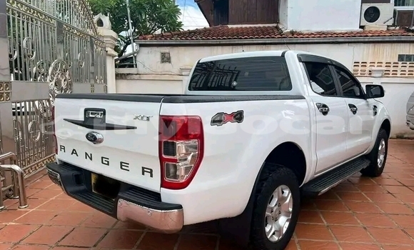 ຊື້ ໃຊ້ແລ້ວ Range Rover Range Rover Other ລົດ ໃນ Luang Prabang ໃນ Louangphabang Province ຊື້ ໃຊ້ແລ້ວ Range Rover Range Rover Other ລົດ ໃນ Luang Prabang ໃນ Louangphabang Province