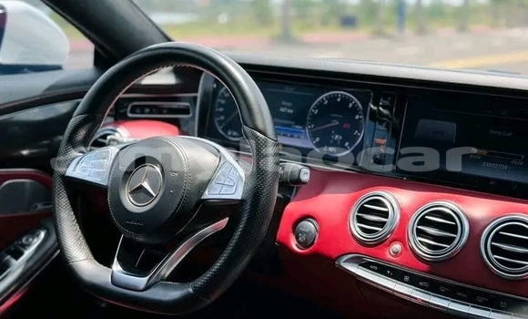 Buy Used Range Rover Evoque White Car in Import - Dubai in Attapeu Province Buy Used Range Rover Evoque White Car in Import - Dubai in Attapeu Province