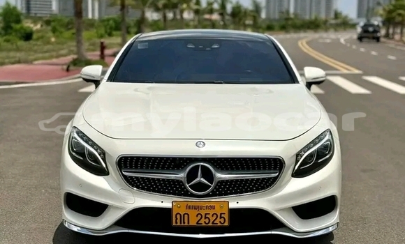 Buy Used Range Rover Evoque White Car in Import - Dubai in Attapeu Province Buy Used Range Rover Evoque White Car in Import - Dubai in Attapeu Province