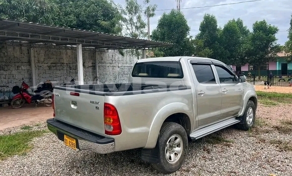 Buy Used Toyota Hilux Other Car in Import - Dubai in Attapeu Province Buy Used Toyota Hilux Other Car in Import - Dubai in Attapeu Province