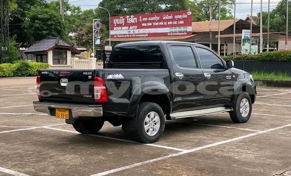 Buy Used Toyota Hilux Black Car in Import - Dubai in Attapeu Province Buy Used Toyota Hilux Black Car in Import - Dubai in Attapeu Province