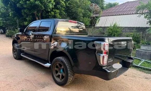 ຊື້ ໃຊ້ແລ້ວ Isuzu D–MAX Black ລົດ ໃນ Import - Dubai ໃນ Attapeu Province ຊື້ ໃຊ້ແລ້ວ Isuzu D–MAX Black ລົດ ໃນ Import - Dubai ໃນ Attapeu Province