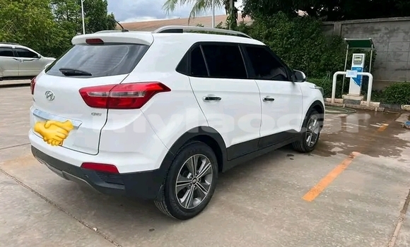 ຊື້ ໃຊ້ແລ້ວ Hyundai Creta White ລົດ ໃນ Import - Dubai ໃນ Attapeu Province ຊື້ ໃຊ້ແລ້ວ Hyundai Creta White ລົດ ໃນ Import - Dubai ໃນ Attapeu Province