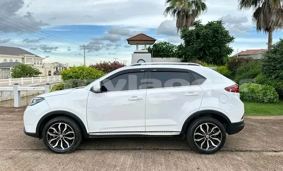 ຊື້ ໃຊ້ແລ້ວ BMW 3–Series White ລົດ ໃນ Import - Dubai ໃນ Attapeu Province ຊື້ ໃຊ້ແລ້ວ BMW 3–Series White ລົດ ໃນ Import - Dubai ໃນ Attapeu Province