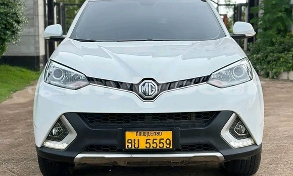 ຊື້ ໃຊ້ແລ້ວ BMW 3–Series White ລົດ ໃນ Import - Dubai ໃນ Attapeu Province ຊື້ ໃຊ້ແລ້ວ BMW 3–Series White ລົດ ໃນ Import - Dubai ໃນ Attapeu Province