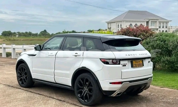 ຊື້ ໃຊ້ແລ້ວ Range Rover Evoque White ລົດ ໃນ Luang Prabang ໃນ Louangphabang Province ຊື້ ໃຊ້ແລ້ວ Range Rover Evoque White ລົດ ໃນ Luang Prabang ໃນ Louangphabang Province
