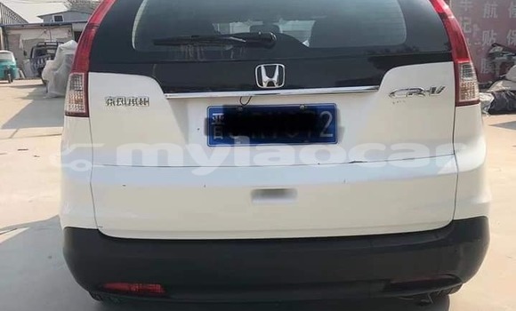 Buy Used Honda CR–V White Car in Vientiane in Vientiane Province Buy Used Honda CR–V White Car in Vientiane in Vientiane Province