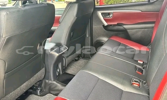 ຊື້ ໃຊ້ແລ້ວ Toyota Fortuner White ລົດ ໃນ Import - Dubai ໃນ Attapeu Province ຊື້ ໃຊ້ແລ້ວ Toyota Fortuner White ລົດ ໃນ Import - Dubai ໃນ Attapeu Province