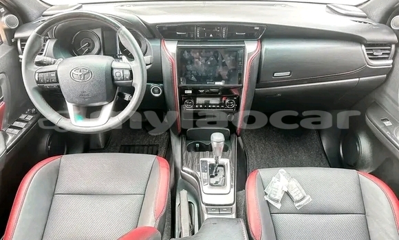 ຊື້ ໃຊ້ແລ້ວ Toyota Fortuner White ລົດ ໃນ Import - Dubai ໃນ Attapeu Province ຊື້ ໃຊ້ແລ້ວ Toyota Fortuner White ລົດ ໃນ Import - Dubai ໃນ Attapeu Province