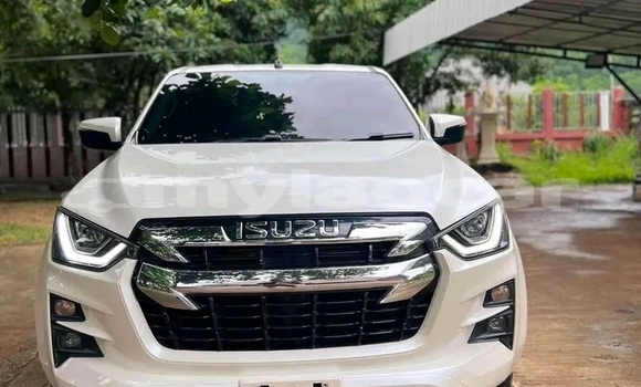 ຊື້ ໃຊ້ແລ້ວ Isuzu D-max Spark White ລົດ ໃນ Import - Dubai ໃນ Attapeu Province ຊື້ ໃຊ້ແລ້ວ Isuzu D-max Spark White ລົດ ໃນ Import - Dubai ໃນ Attapeu Province