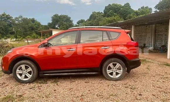 Buy Used Toyota RAV4 Red Car in Import - Dubai in Attapeu Province Buy Used Toyota RAV4 Red Car in Import - Dubai in Attapeu Province