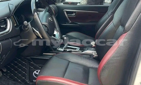 Buy Used Toyota Fortuner White Car in Import - Dubai in Attapeu Province Buy Used Toyota Fortuner White Car in Import - Dubai in Attapeu Province