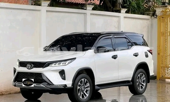 ຊື້ ໃຊ້ແລ້ວ Toyota Land Cruiser Other ລົດ ໃນ Luang Prabang ໃນ Louangphabang Province ຊື້ ໃຊ້ແລ້ວ Toyota Land Cruiser Other ລົດ ໃນ Luang Prabang ໃນ Louangphabang Province