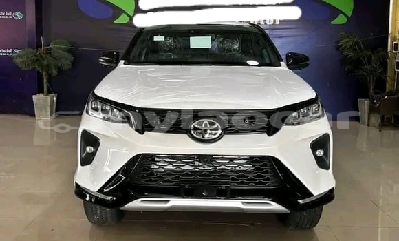 ຊື້ ໃຊ້ແລ້ວ Toyota Hilux White ລົດ ໃນ Import - Dubai ໃນ Attapeu Province ຊື້ ໃຊ້ແລ້ວ Toyota Hilux White ລົດ ໃນ Import - Dubai ໃນ Attapeu Province