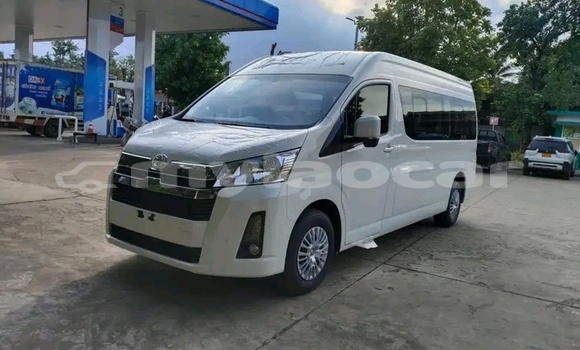 ຊື້ ໃຊ້ແລ້ວ Toyota Hiace White ລົດ ໃນ Import - Dubai ໃນ Attapeu Province ຊື້ ໃຊ້ແລ້ວ Toyota Hiace White ລົດ ໃນ Import - Dubai ໃນ Attapeu Province