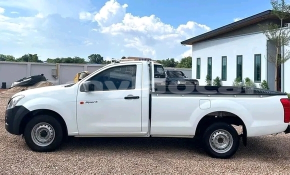 ຊື້ ໃຊ້ແລ້ວ Isuzu D-max Spark White ລົດ ໃນ Vientiane ໃນ Vientiane Province ຊື້ ໃຊ້ແລ້ວ Isuzu D-max Spark White ລົດ ໃນ Vientiane ໃນ Vientiane Province