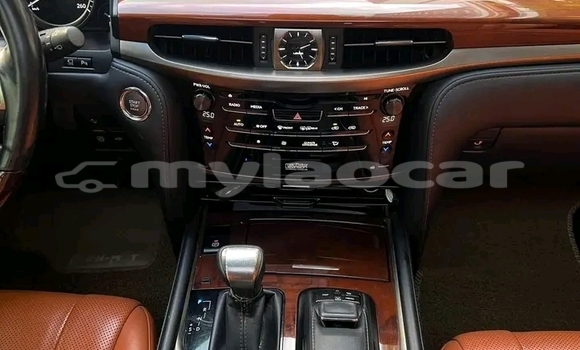 ຊື້ ໃຊ້ແລ້ວ Lexus LX 570 White ລົດ ໃນ Luang Namtha ໃນ Luang Namtha Province ຊື້ ໃຊ້ແລ້ວ Lexus LX 570 White ລົດ ໃນ Luang Namtha ໃນ Luang Namtha Province