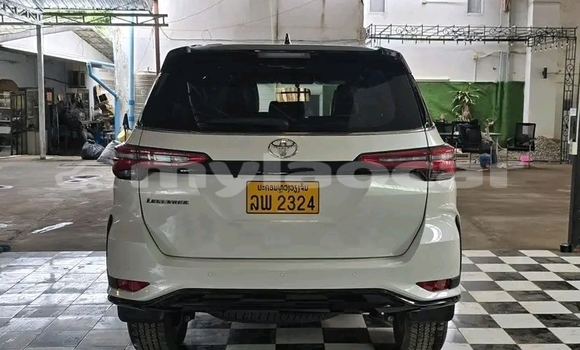ຊື້ ໃຊ້ແລ້ວ Toyota Fortuner White ລົດ ໃນ Import - Dubai ໃນ Attapeu Province ຊື້ ໃຊ້ແລ້ວ Toyota Fortuner White ລົດ ໃນ Import - Dubai ໃນ Attapeu Province