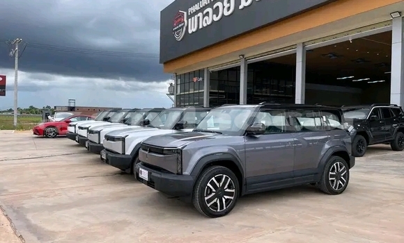 Buy Used Toyota REVO CAB Z-EDITION Other Car in Import - Dubai in Attapeu Province Buy Used Toyota REVO CAB Z-EDITION Other Car in Import - Dubai in Attapeu Province