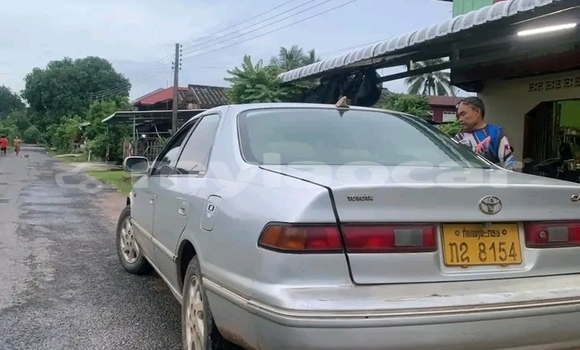 Acheter Occasion Voiture Toyota Camry Autre à Luang Prabang, Louangphabang Province Acheter Occasion Voiture Toyota Camry Autre à Luang Prabang, Louangphabang Province