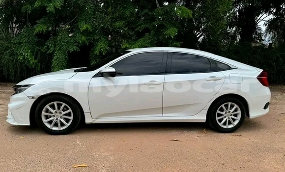 Acheter Occasion Voiture Honda Civic Blanc à Vientiane, Vientiane Province Acheter Occasion Voiture Honda Civic Blanc à Vientiane, Vientiane Province