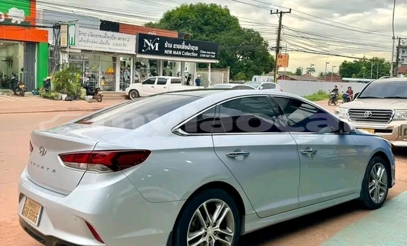 Acheter Occasion Voiture Hyundai Sonata Autre à Vientiane, Vientiane Province Acheter Occasion Voiture Hyundai Sonata Autre à Vientiane, Vientiane Province
