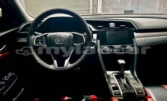 Acheter Occasion Voiture BMW 2er Grand Tourer Blanc à Samakhixai, Attapeu Province Acheter Occasion Voiture BMW 2er Grand Tourer Blanc à Samakhixai, Attapeu Province