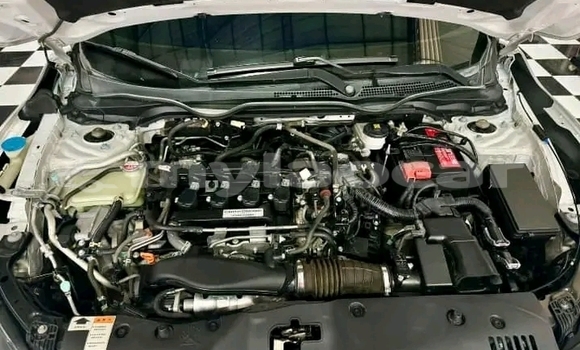 Acheter Occasion Voiture BMW 2er Grand Tourer Blanc à Samakhixai, Attapeu Province Acheter Occasion Voiture BMW 2er Grand Tourer Blanc à Samakhixai, Attapeu Province