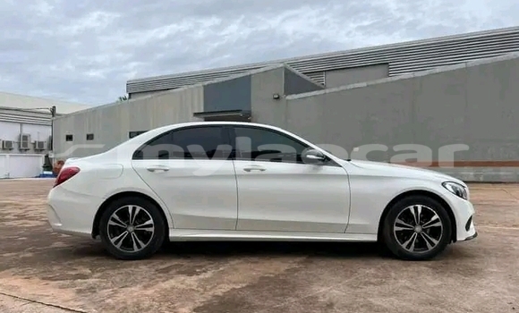 Acheter Occasion Voiture Mercedes-Benz A–Class Blanc à Luang Prabang, Louangphabang Province Acheter Occasion Voiture Mercedes-Benz A–Class Blanc à Luang Prabang, Louangphabang Province