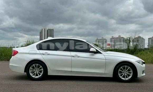 Acheter Occasion Voiture BMW 326 Blanc à Vientiane, Vientiane Province Acheter Occasion Voiture BMW 326 Blanc à Vientiane, Vientiane Province