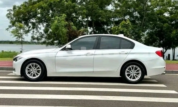 Acheter Occasion Voiture BMW 326 Blanc à Vientiane, Vientiane Province Acheter Occasion Voiture BMW 326 Blanc à Vientiane, Vientiane Province