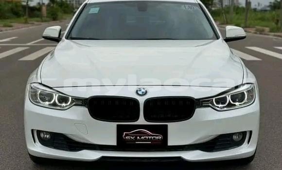 Acheter Occasion Voiture BMW 326 Blanc à Vientiane, Vientiane Province Acheter Occasion Voiture BMW 326 Blanc à Vientiane, Vientiane Province