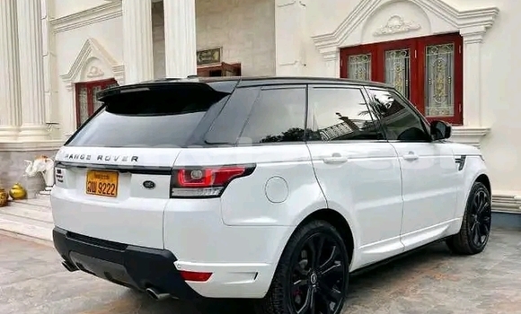 Acheter Occasion Voiture Land Rover Range Rover Blanc à Vientiane, Vientiane Province Acheter Occasion Voiture Land Rover Range Rover Blanc à Vientiane, Vientiane Province