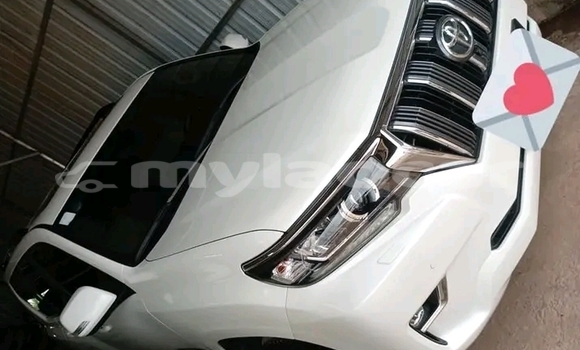 Acheter Occasion Voiture Jeep Liberty Blanc à Vientiane, Vientiane Province Acheter Occasion Voiture Jeep Liberty Blanc à Vientiane, Vientiane Province