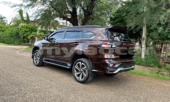 ຊື້ ໃຊ້ແລ້ວ Lexus UX Other ລົດ ໃນ Import - Dubai ໃນ Attapeu Province ຊື້ ໃຊ້ແລ້ວ Lexus UX Other ລົດ ໃນ Import - Dubai ໃນ Attapeu Province