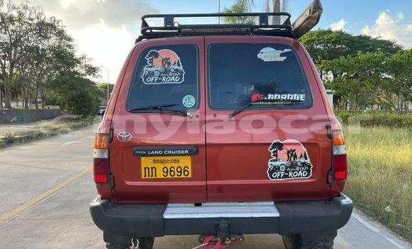 ຊື້ ໃຊ້ແລ້ວ Toyota Land Cruiser Red ລົດ ໃນ Import - Dubai ໃນ Attapeu Province ຊື້ ໃຊ້ແລ້ວ Toyota Land Cruiser Red ລົດ ໃນ Import - Dubai ໃນ Attapeu Province
