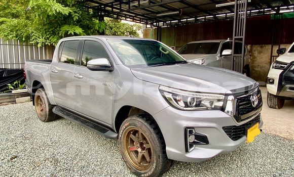 ຊື້ ໃຊ້ແລ້ວ Toyota Hiluxe Revo Other ລົດ ໃນ Vientiane ໃນ Vientiane Province ຊື້ ໃຊ້ແລ້ວ Toyota Hiluxe Revo Other ລົດ ໃນ Vientiane ໃນ Vientiane Province