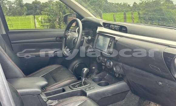 ຊື້ ໃຊ້ແລ້ວ Toyota Hilux Other ລົດ ໃນ Import - Dubai ໃນ Attapeu Province ຊື້ ໃຊ້ແລ້ວ Toyota Hilux Other ລົດ ໃນ Import - Dubai ໃນ Attapeu Province