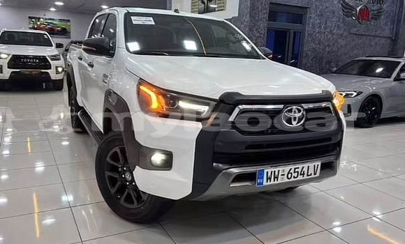 Buy Used Renault 11 Other Car in Ban Houayxay in Bokeo Province Buy Used Renault 11 Other Car in Ban Houayxay in Bokeo Province